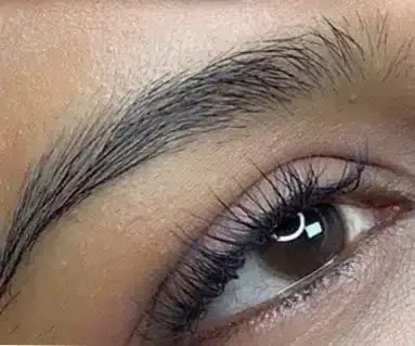 Permanent Make-Up für Augenbrauen Vorher